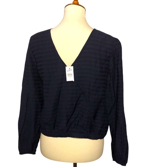 Loft Semi Sheer Navy Blouse Top Sz XS Oversized NWT V Neck Back Elastic Band Hem - Picture 3 of 12